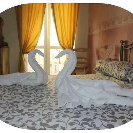 San Peter's Golden 3* Rom