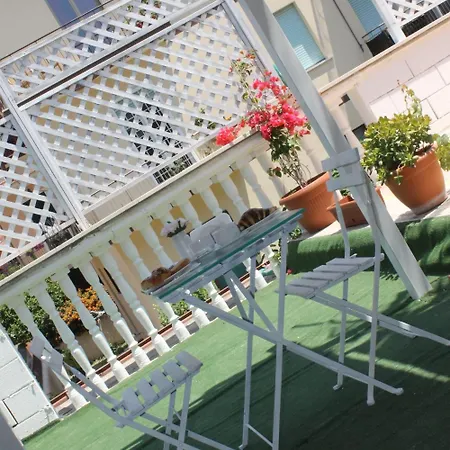 San Peter's Golden Couette-café 3*