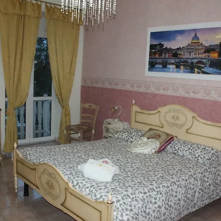 San Peter's Golden Bed and breakfast 3*