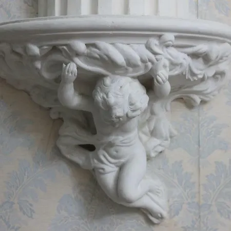 San Peter's Golden Couette-café Rome